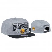 Cappellino Golden State Warriors 2017 NBA Finals Champions Snapback Grigio