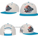 Cappellino Detroit Pistons Mitchell & Ness Crema