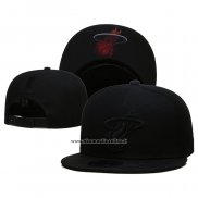 Cappellino Miami Heat Black On Black 9FIFTY Snapback Nero