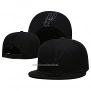 Cappellino San Antonio Spurs Black On Black 9FIFTY Snapback Nero