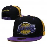 Cappellino Los Angeles Lakers Mitchell & Ness Nero Viola Giallo