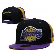 Cappellino Los Angeles Lakers Mitchell & Ness Nero Viola Giallo